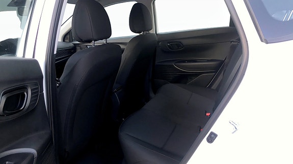 Hyundai i20 6 of 9