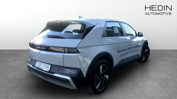 Hyundai Ioniq 5 2 of 9