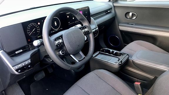 Hyundai Ioniq 5 4 of 9