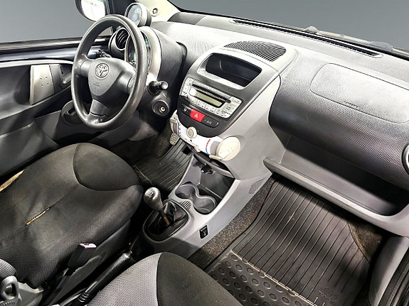 Toyota Aygo 9 of 9