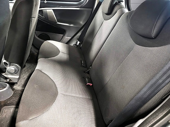Toyota Aygo 8 of 9