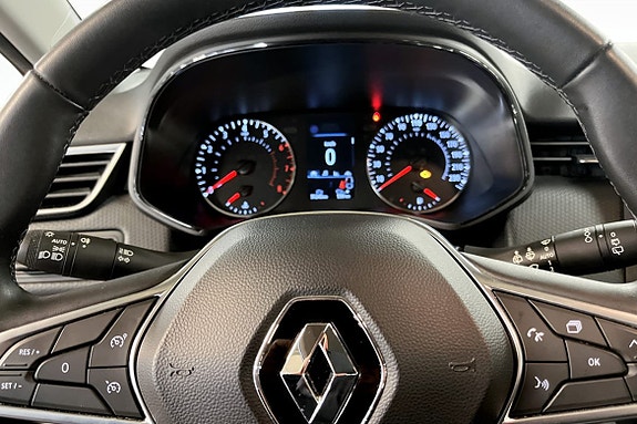 Renault Clio 7 of 9