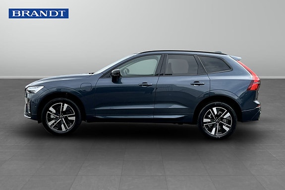 Volvo XC60 3 of 5
