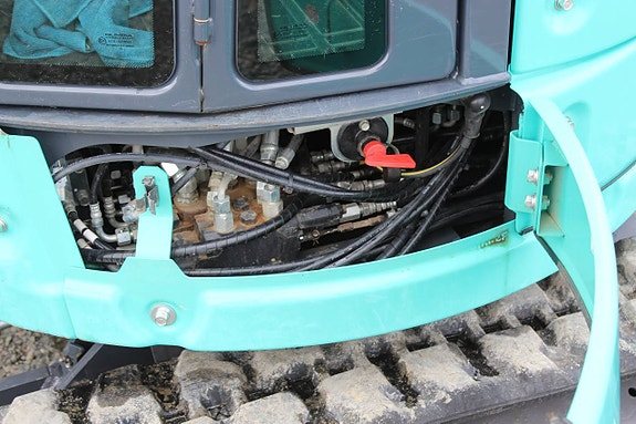 Minigrävare Kobelco SK25 SR 6E Tiltfäste 2 skopor 7 of 12