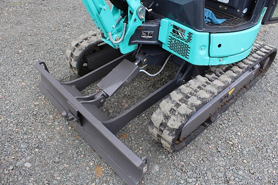 Minigrävare Kobelco SK25 SR 6E Tiltfäste 2 skopor 6 of 12