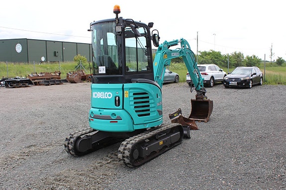 Minigrävare Kobelco SK25 SR 6E Tiltfäste 2 skopor 4 of 12