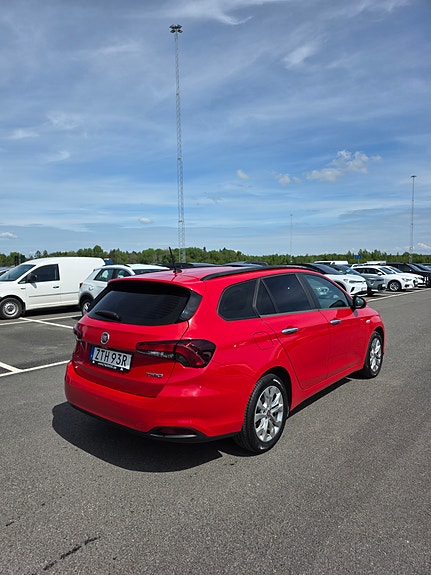 Fiat Tipo 2 of 5