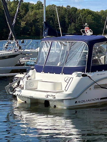 Höstpris! Aquador 23 HT -2009. Mercruiser 5,0 MPI -260 HK 3 of 12