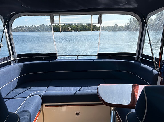 Höstpris! Aquador 23 HT -2009. Mercruiser 5,0 MPI -260 HK 7 of 12