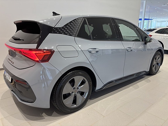 Seat Cupra 6 of 21