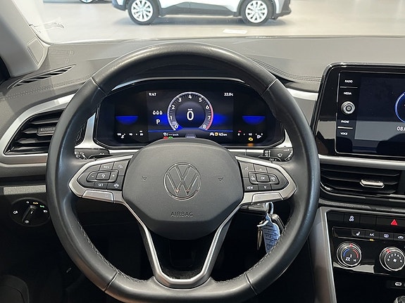 Volkswagen T-Roc 13 of 20
