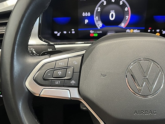 Volkswagen T-Roc 14 of 20