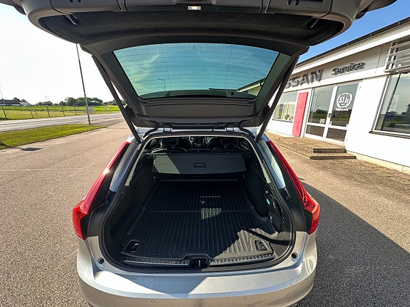 Volvo V90 5 of 5