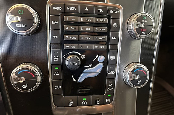 Volvo XC60 21 of 27