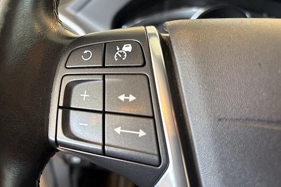 Volvo XC60 25 of 27