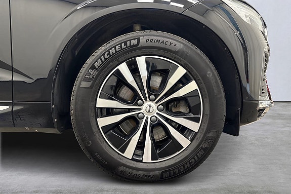Volvo XC60 14 of 19
