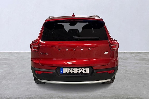 Volvo XC40 5 of 5