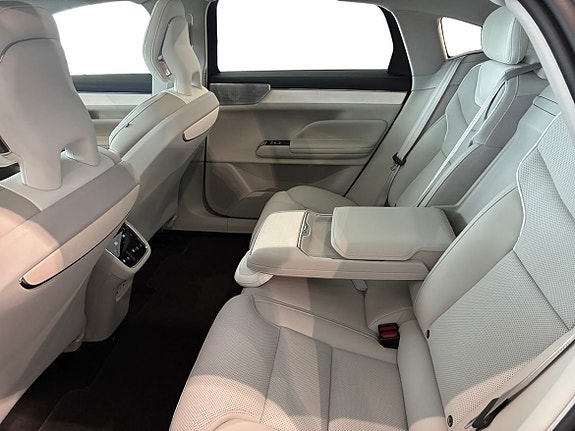 Volvo ES90 6 of 13