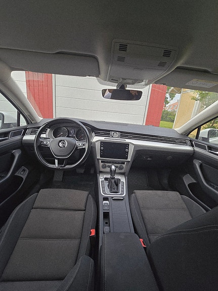 Volkswagen Passat 5 of 5
