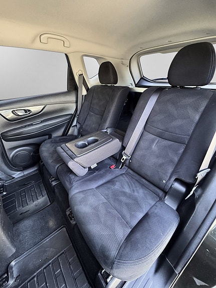 Nissan X-Trail 20 of 26
