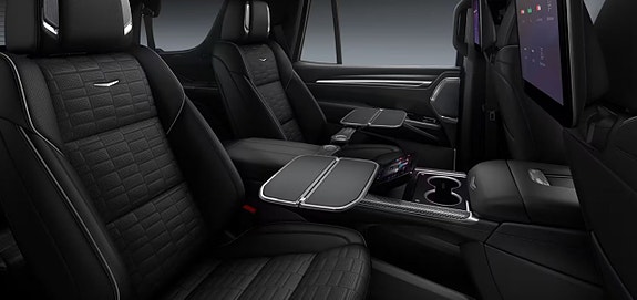 Cadillac Escalade 16 of 30