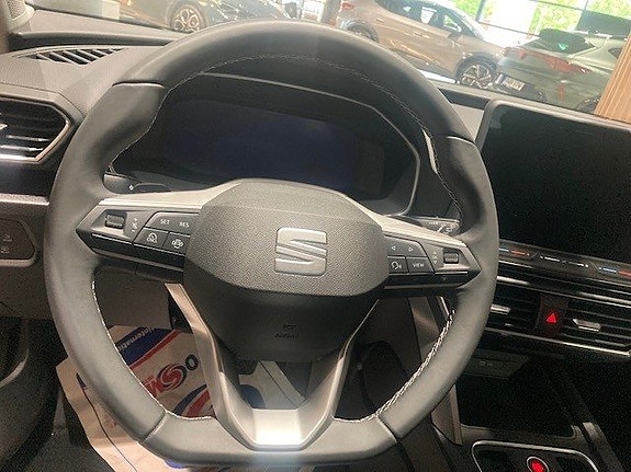 Seat Leon 5 of 5