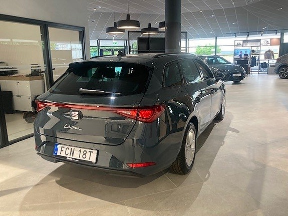Seat Leon 3 of 5