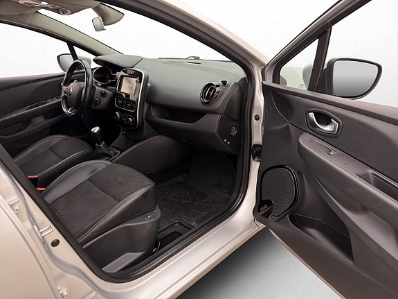 Renault Clio 13 of 29