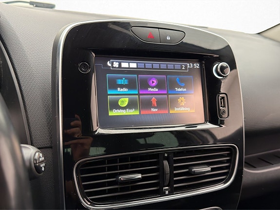 Renault Clio 21 of 29