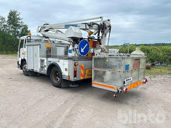 Lastbil Liftbil VOLVO FL614 4X2 Svabolift 12 M 3 of 5