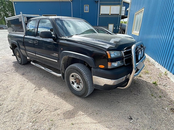 Pickup med skåp CHEVROLET SILVERADO 3 of 6