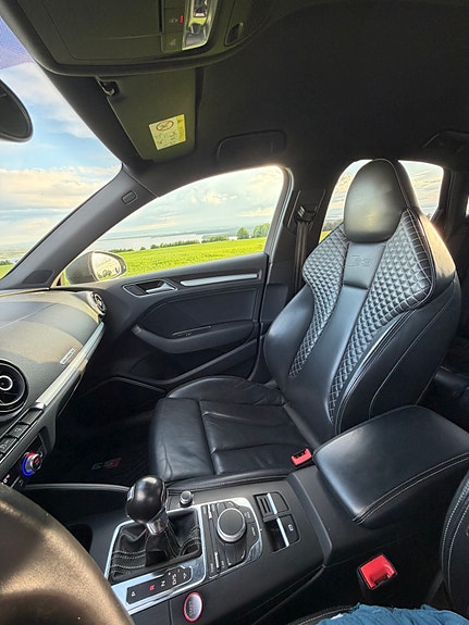 Audi S3 6 of 7