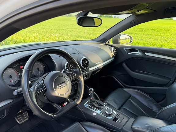 Audi S3 5 of 5