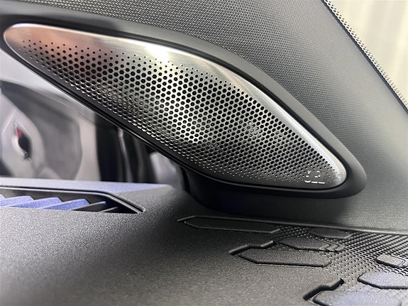 Toyota C-HR 5 of 5
