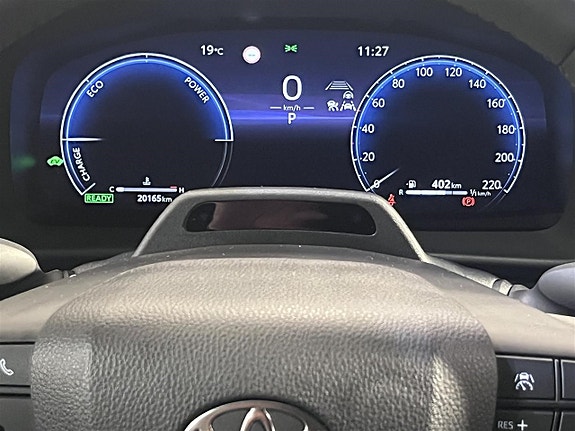 Toyota C-HR 9 of 24