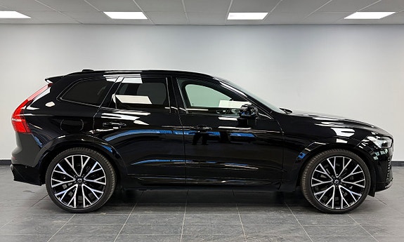 Volvo XC60 3 of 5