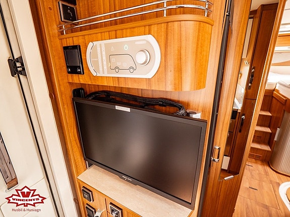 Hymer B 704 Premium Line *Långbädd *AC-Bodel 19 of 22