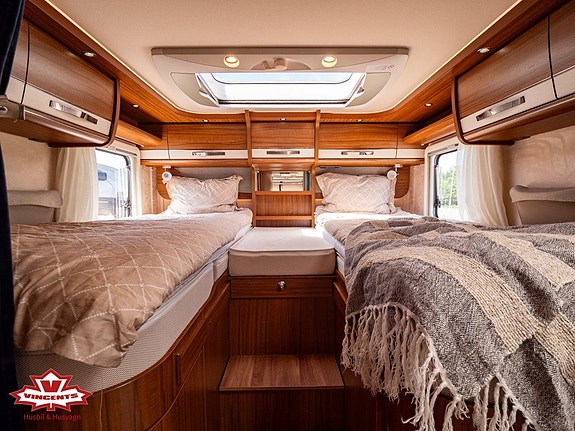 Hymer B 704 Premium Line *Långbädd *AC-Bodel 9 of 22