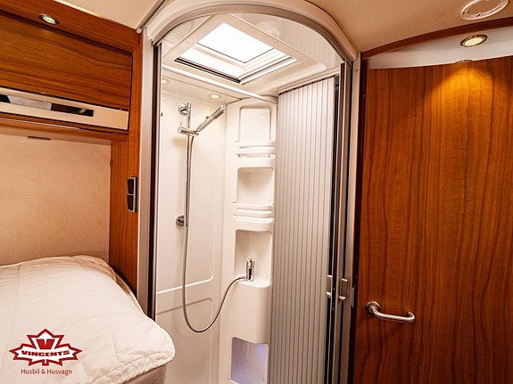 Hymer B 704 Premium Line *Långbädd *AC-Bodel 16 of 22