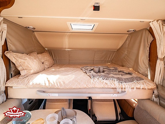 Hymer B 704 Premium Line *Långbädd *AC-Bodel 12 of 22