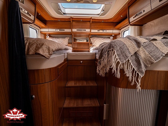 Hymer B 704 Premium Line *Långbädd *AC-Bodel 10 of 22