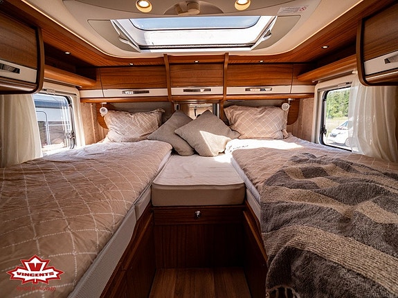 Hymer B 704 Premium Line *Långbädd *AC-Bodel 7 of 22