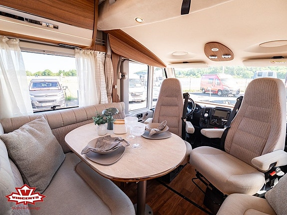 Hymer B 704 Premium Line *Långbädd *AC-Bodel 3 of 22