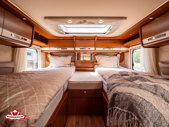 Hymer B 704 Premium Line *Långbädd *AC-Bodel 8 of 22