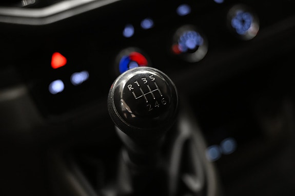 Volkswagen Crafter 22 of 30