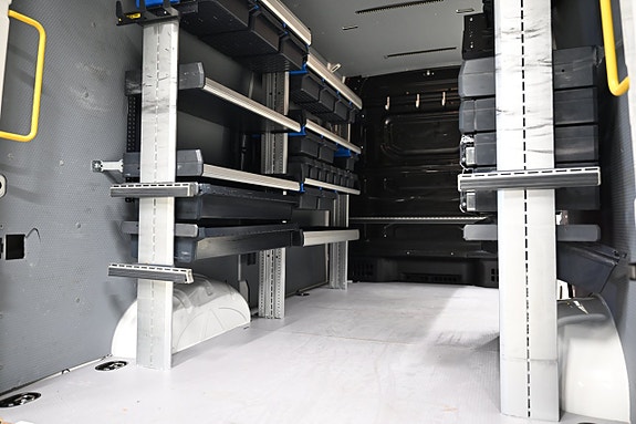Volkswagen Crafter 10 of 30
