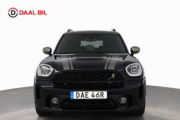 MINI Countryman Cooper SE 2 of 5