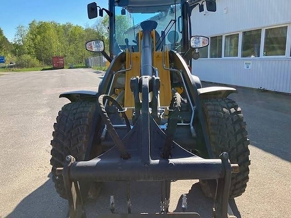 JCB 409 Nordic Edition 5 of 5