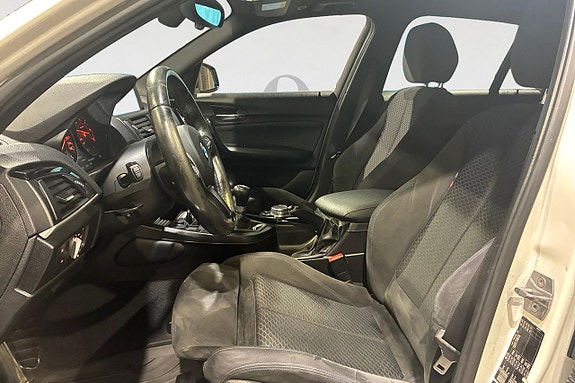 BMW 118d 3 of 5