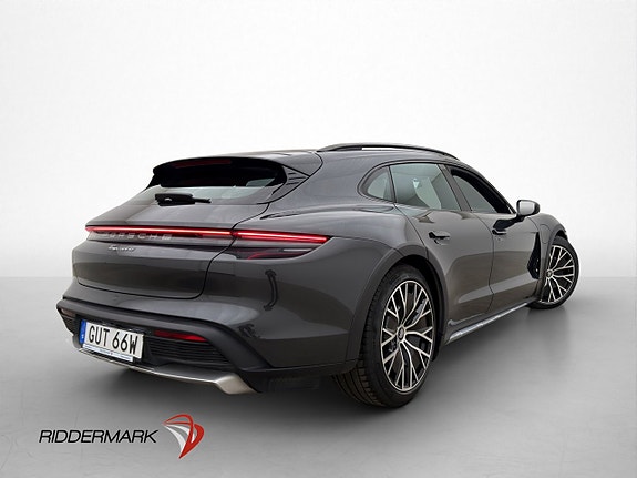 Porsche Taycan 4 5 of 5